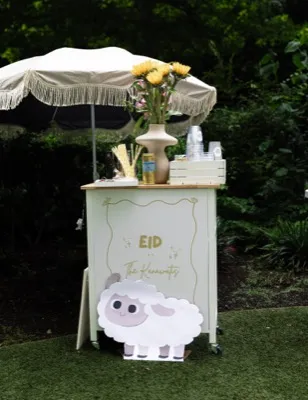 Venue decoration details